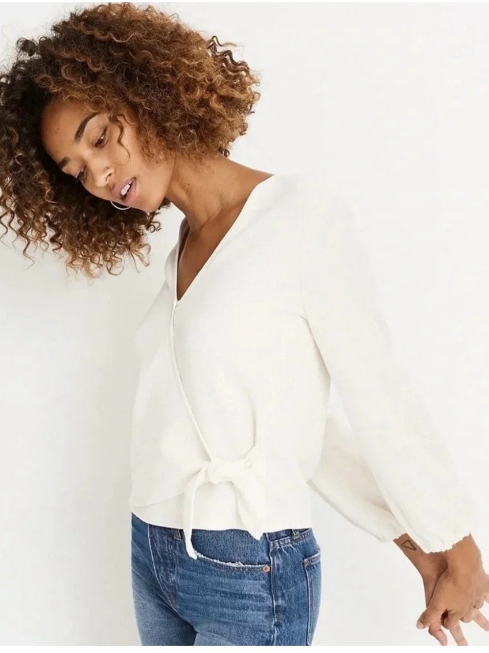 🌸🌸Madewell Cream Textured V‑Neck Wrap Top🌸🌸